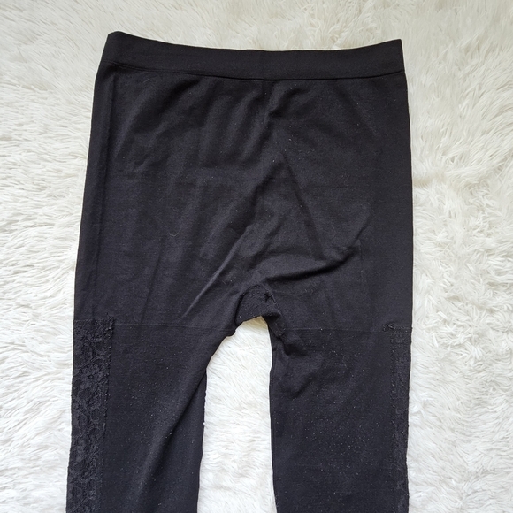 Lane Bryant black leggings with lace on both sides - Picture 3 of 10
